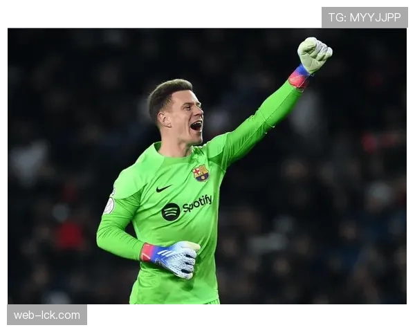 官方：巴萨年轻中卫法耶赛季报销，对球队防线轮换造成影响